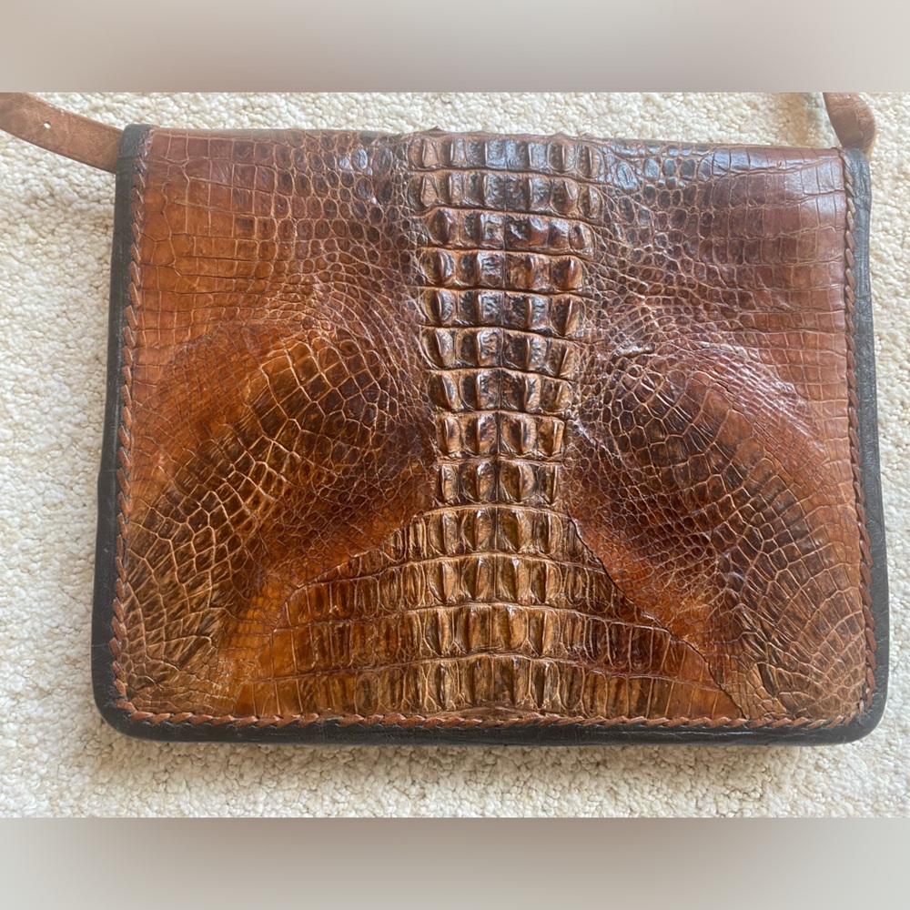 Vintage Genuine Exotic Crocodile Leather Purse- Made in Aswan, Egypt (1980’s) - Picture 2 of 6